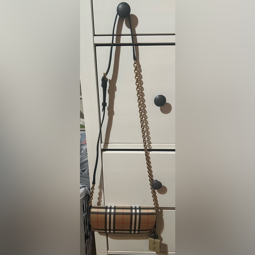 Burberry WOC Wallet on Chain Bag